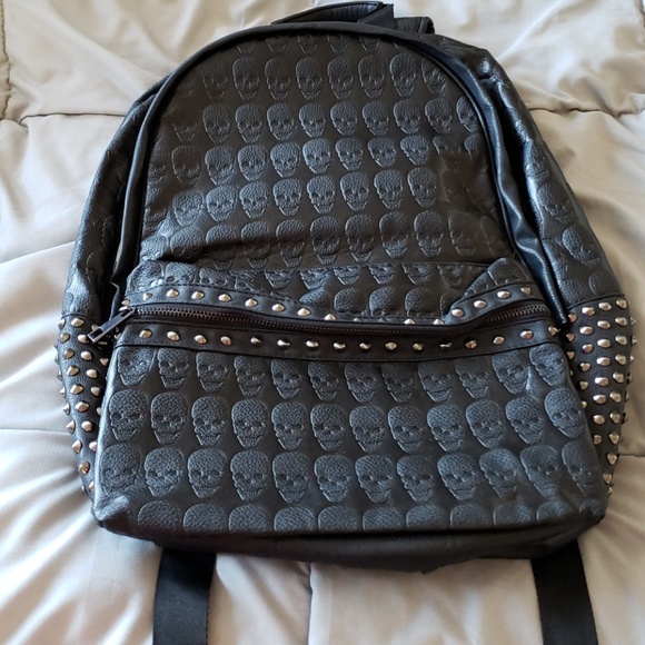 Handbags - Skull and Spikes Backpack